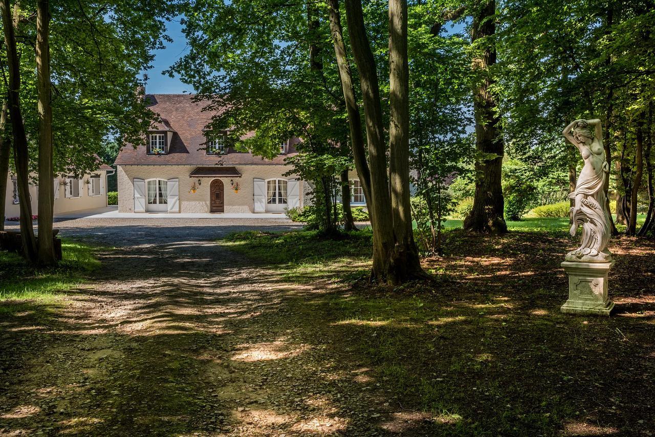 Domaine Du Bois Des Anges Germigny-l'Eveque Exterior foto